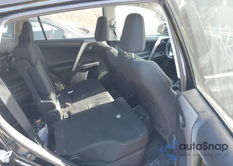 2016 Toyota Rav4 Xle z USA, uszkodzony, nr VIN 2T3RFREV6GW494319